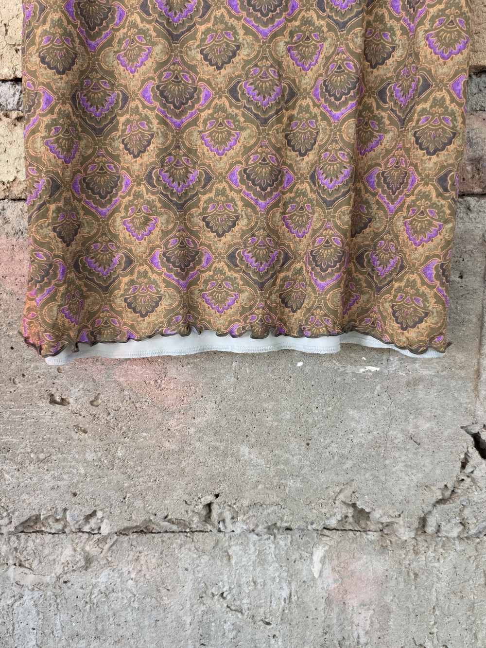 VTG 90s Q&A Collection Mesh Paisley Cami Dress Lettuce Trim Brown Purple XXL - Picture 4 of 8